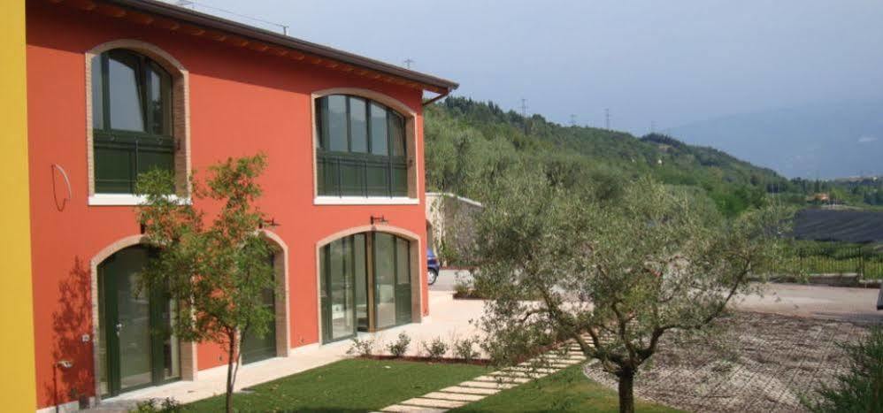 Agriturismo Camparella Pastrengo Dış mekan fotoğraf